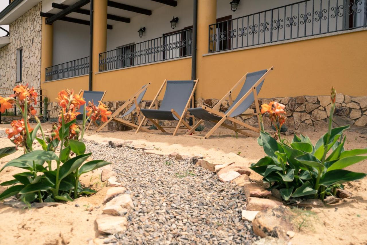 Anima Hotel Sardinia Флуминимаджоре Екстериор снимка
